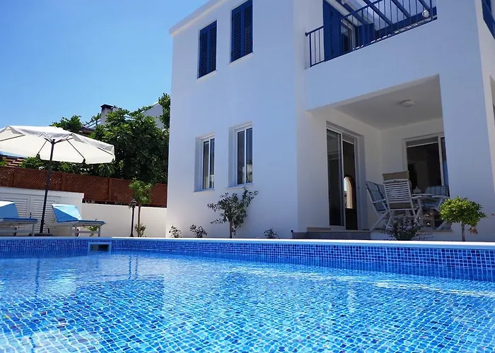 Villa Latchi Riviera No.2 Polis