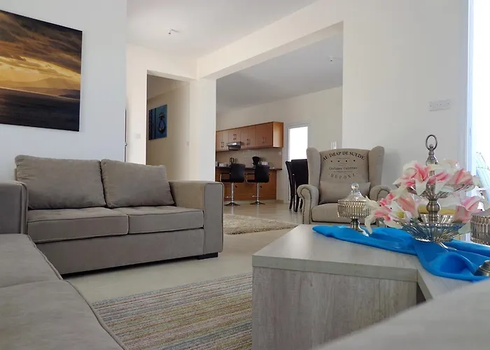 Villa Latchi Riviera No.2