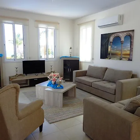 Βίλα Latchi Riviera No.2 Πόλη