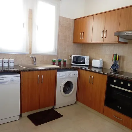 Villa Latchi Riviera No.2 *